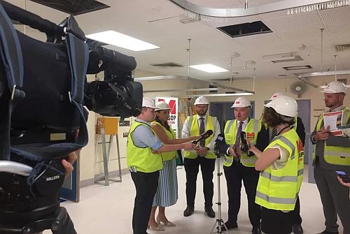 Minister for Health & Wellbeing, Stephen Wade visits TQEH site